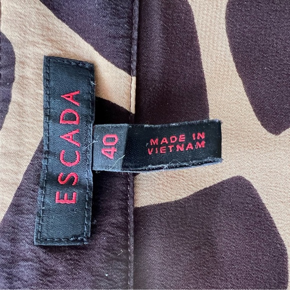 ESCADA BROWN & CREAM BEAUTIFUL GIRRAF Print 100% Silk Button Down Top - Picture 8 of 10